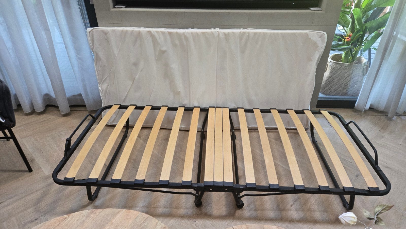 Zgan vouw/logeerbed 80 x 200 cm   €60, Ophalen, Eenpersoons, Zo goed als nieuw, 80 cm