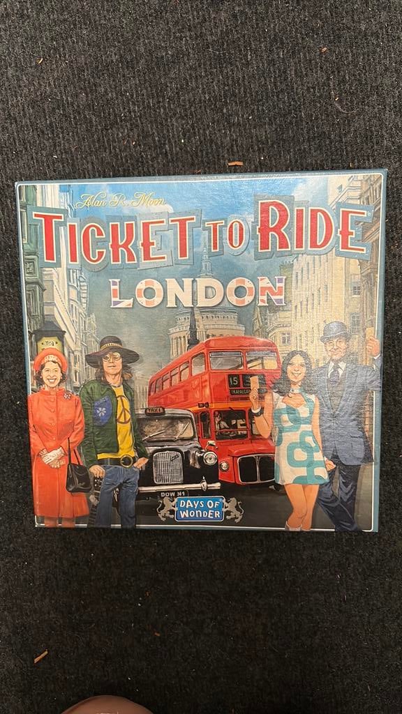 Ticket to Ride London, Hobby en Vrije tijd, Gezelschapsspellen | Bordspellen, Ophalen of Verzenden, Zo goed als nieuw