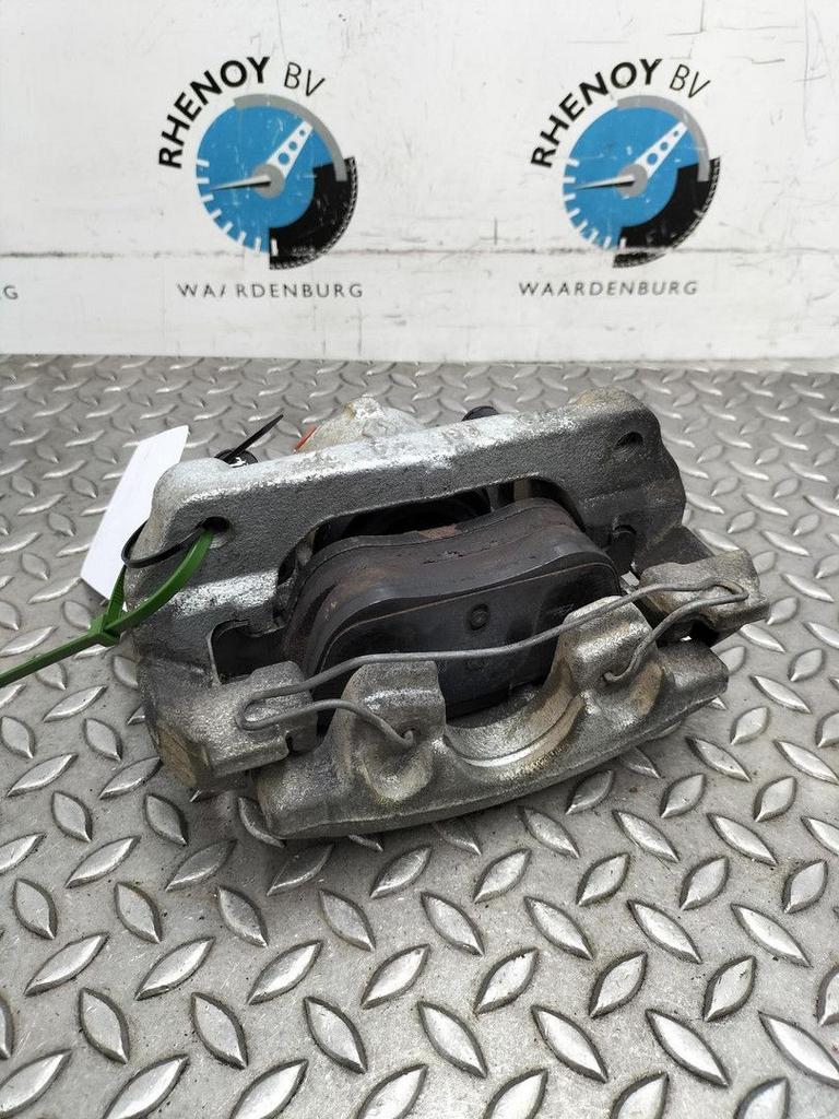 NISSAN JUKE F16E  REM KLAUW 2024, Ophalen of Verzenden, Gebruikt, Stiba lid
