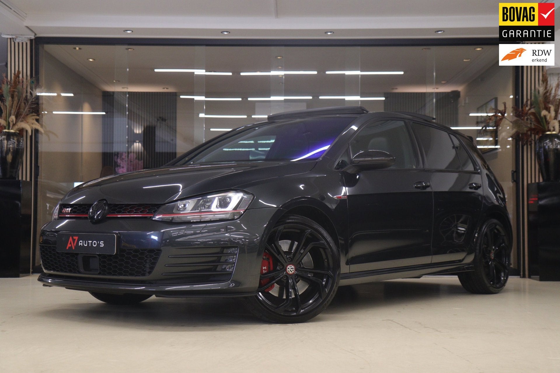 Volkswagen Golf 2.0 TSI GTI Performance PANO/CARPLAY/STOELVE, Auto's, Gebruikt, Euro 6, 4 cilinders, 1984 cc