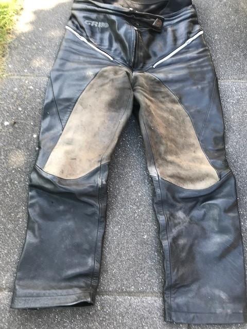 oude leren damesmotorbroek, Motoren, Kleding | Motorkleding, Ophalen, Tweedehands, Dames, Broek | leer