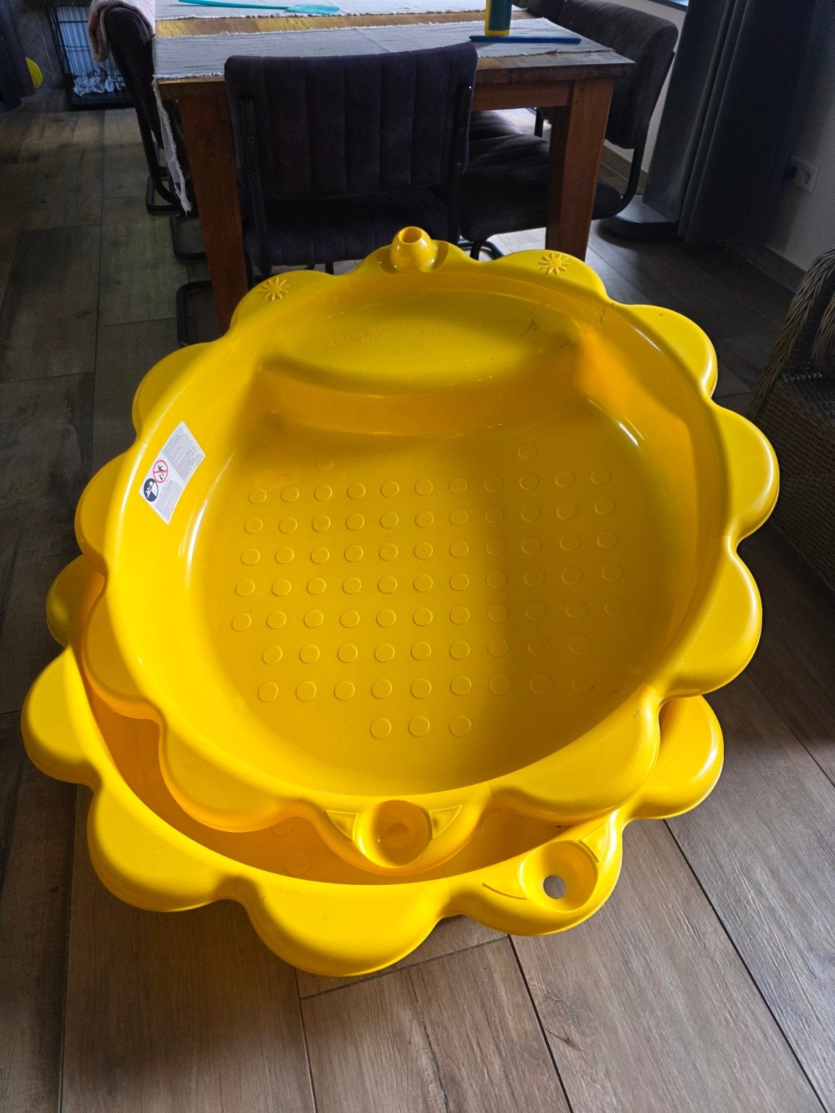 Gele Zandbak Sunflower groot formaat,  heeft scheur, Ophalen, Zo goed als nieuw