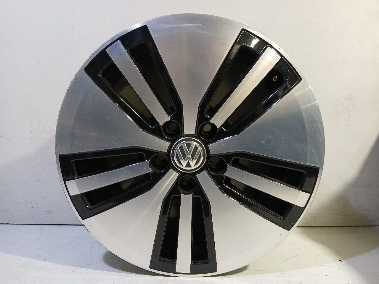 Velg Volkswagen Golf, Onderdelen@venauto.nl, Van der Ven Autorecycling B.V., Gebruikt, Ettenseweg 76, 4706 PB Roosendaal, The Netherlands
