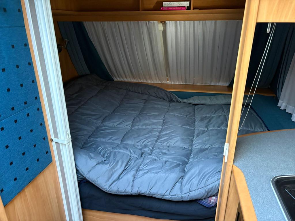 Adria Complete Adiva 462 PD Vakantie klaar (bj 2012), Caravans en Kamperen, Vast bed, Bedrijf, Autobedrijf Neplenbroek, Goorseweg 33
7478BB  DIEPENHEIM, NL