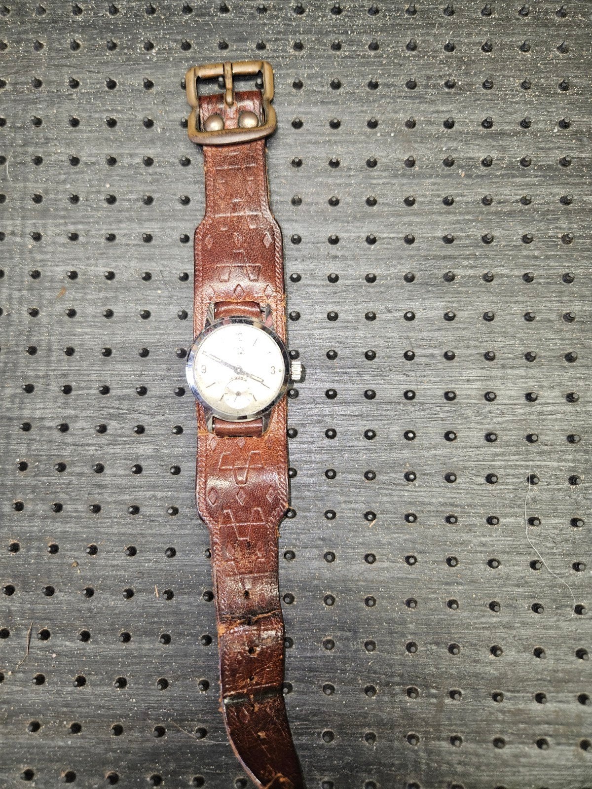 Vintage Anker horloge met beschadigd bandje, Ophalen of Verzenden, Overige materialen, Ring