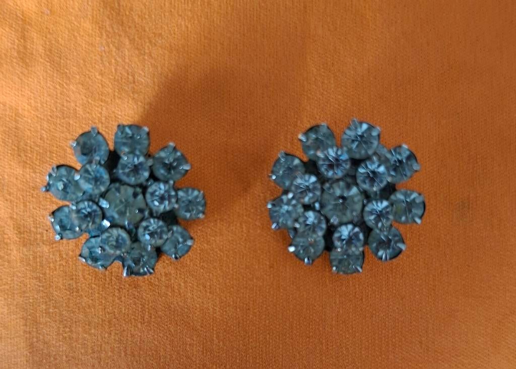 Vintage clip oorbellen met strassteentjes  (jaren '50), Sieraden, Tassen en Uiterlijk, Oorbellen, Ophalen of Verzenden, Zo goed als nieuw