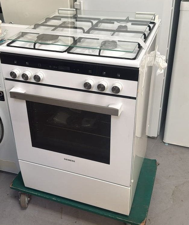 Siemens Vrijstaand Gasfornuis met Oven, ., Zo goed als nieuw, 85 tot 90 cm, .