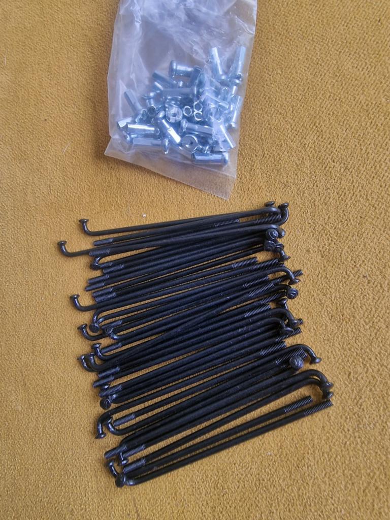 Nieuwe fietsspaken(fatbike) met nippels, 36 stuks, 14G*67MM, Ophalen of Verzenden