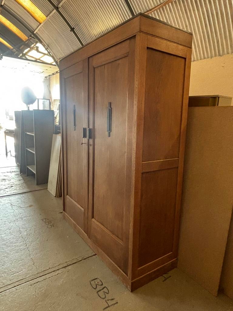 Art deco kast, Ophalen