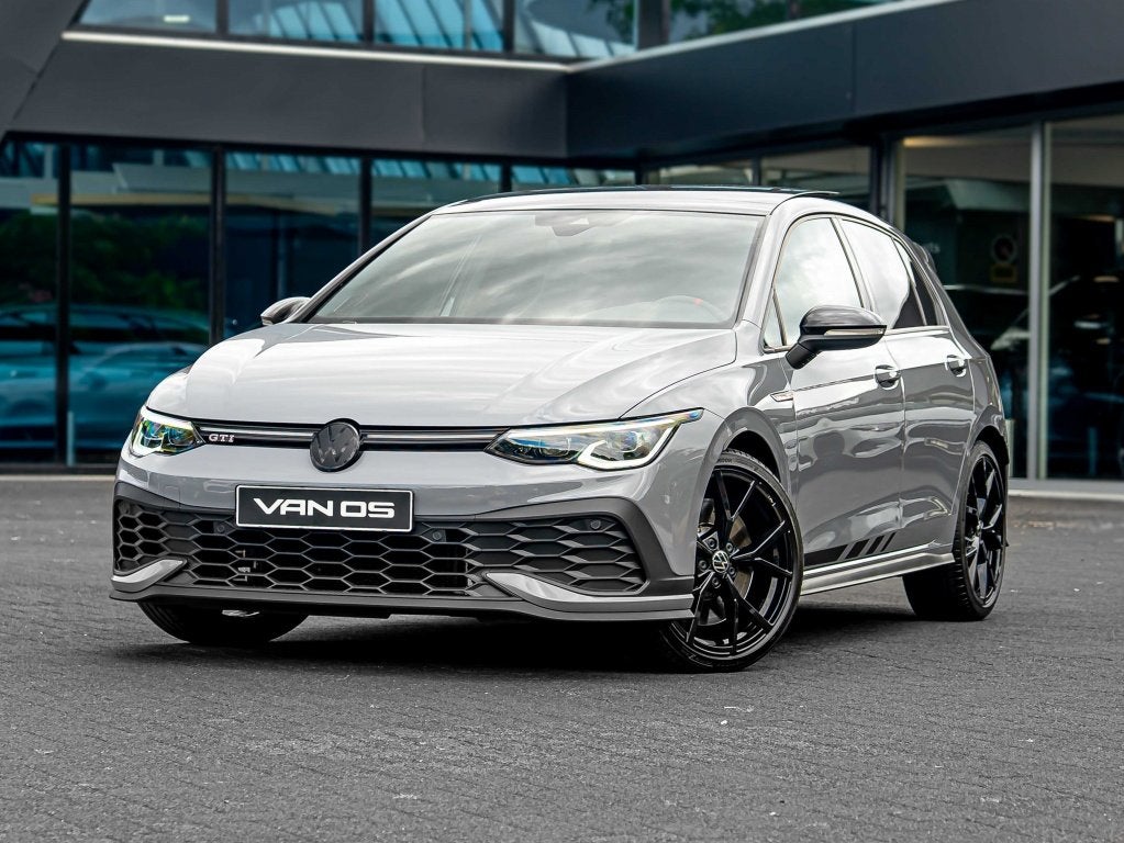 Volkswagen Golf GTI Clubsport | Pano | Harman Kardon | 19 In, Automaat, 15 km/l, 4 cilinders, 1984 cc