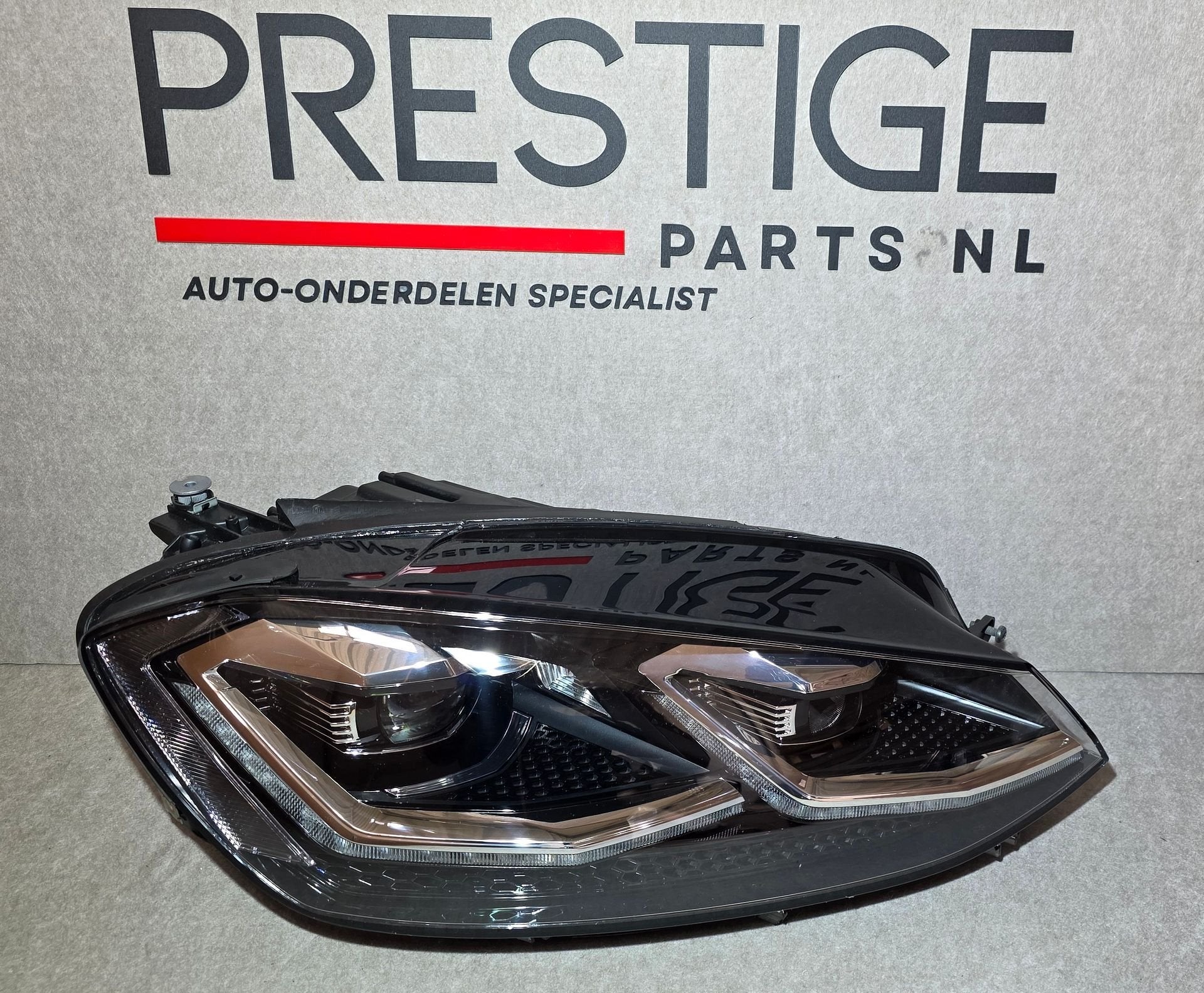 Koplamp VW Golf 7 VII 7.5 LED Rechts 5G1941036 Origineel, Gebruikt, -, Ophalen of Verzenden, -