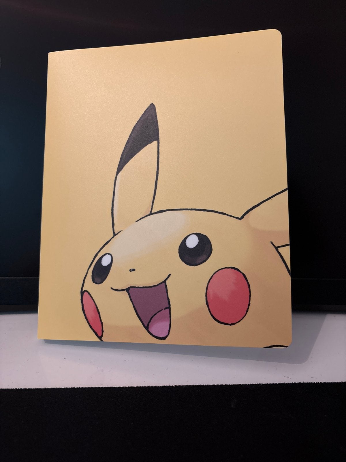 Nieuwe Pikachu Kaarten Binder - Ruimte voor 80 kaarten, Ophalen of Verzenden, Nieuw, Boek of Catalogus