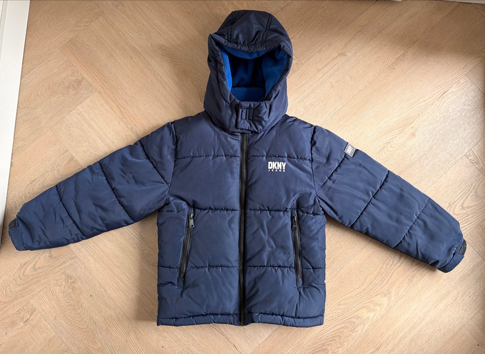 DKNY Jeans winterjas voor jongens, maat 7, Ophalen of Verzenden, Gebruikt, Jongen, Jas