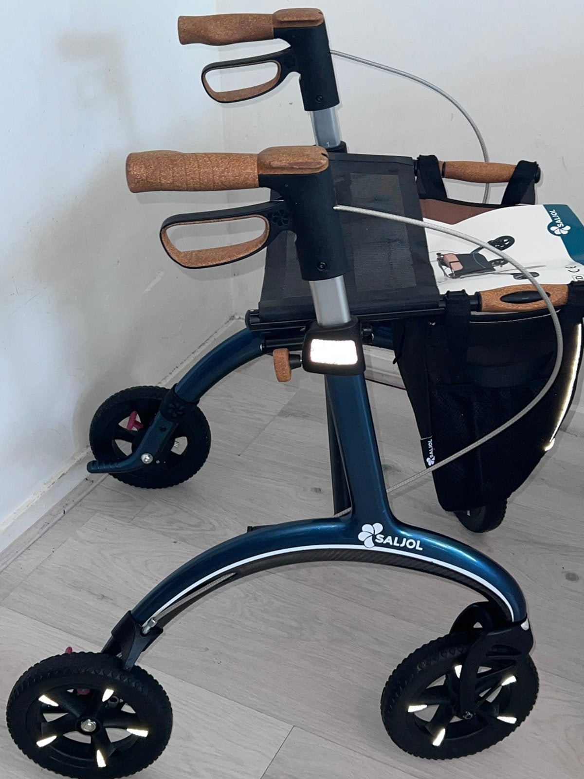 Saljol rollator, Ophalen of Verzenden, Zo goed als nieuw