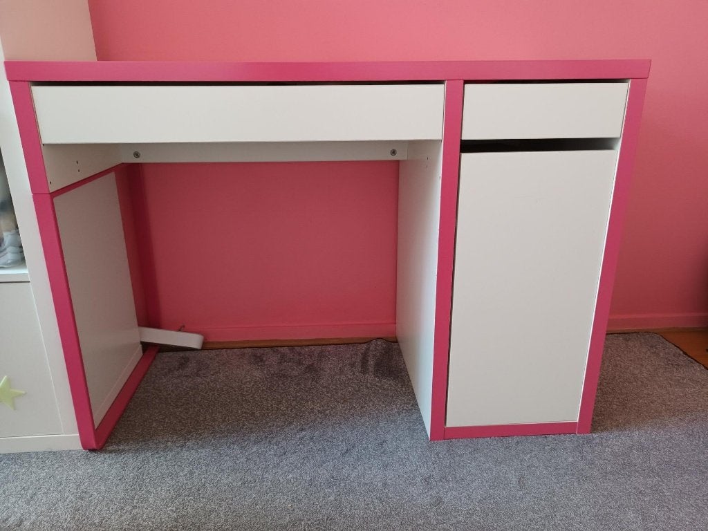 Ikea Micke bureau wit-roze, Huis en Inrichting, Ophalen, Gebruikt, Vintage, IKEA