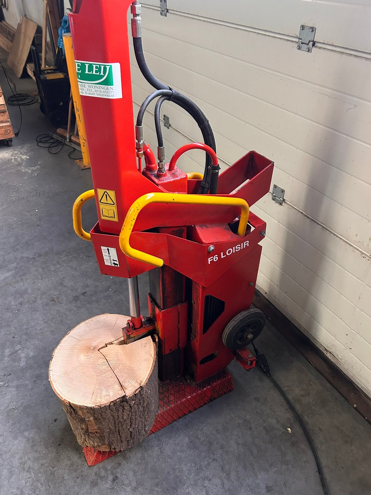 Kloofmachine te huur 220 volt- hout kloven - afhalen in Grou, Ophalen