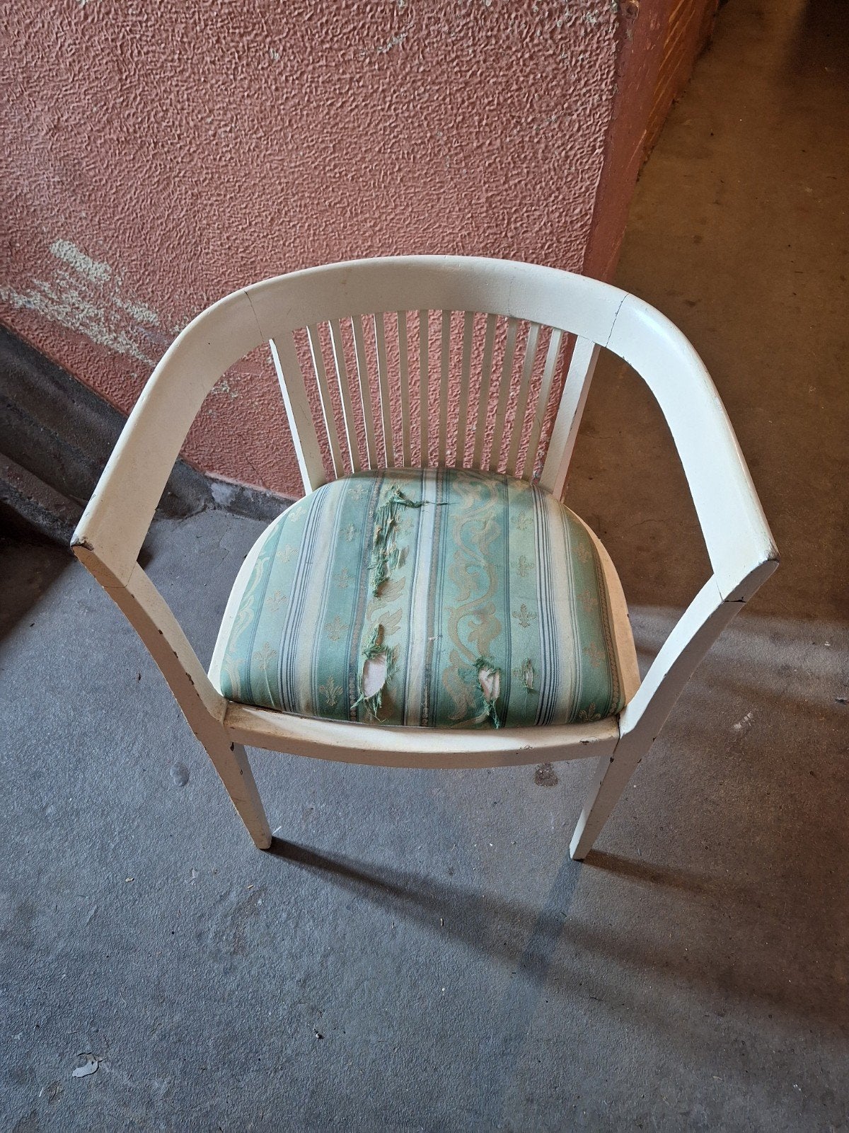 Vintage houten spijlen stoel met stoffen zitting, Ophalen