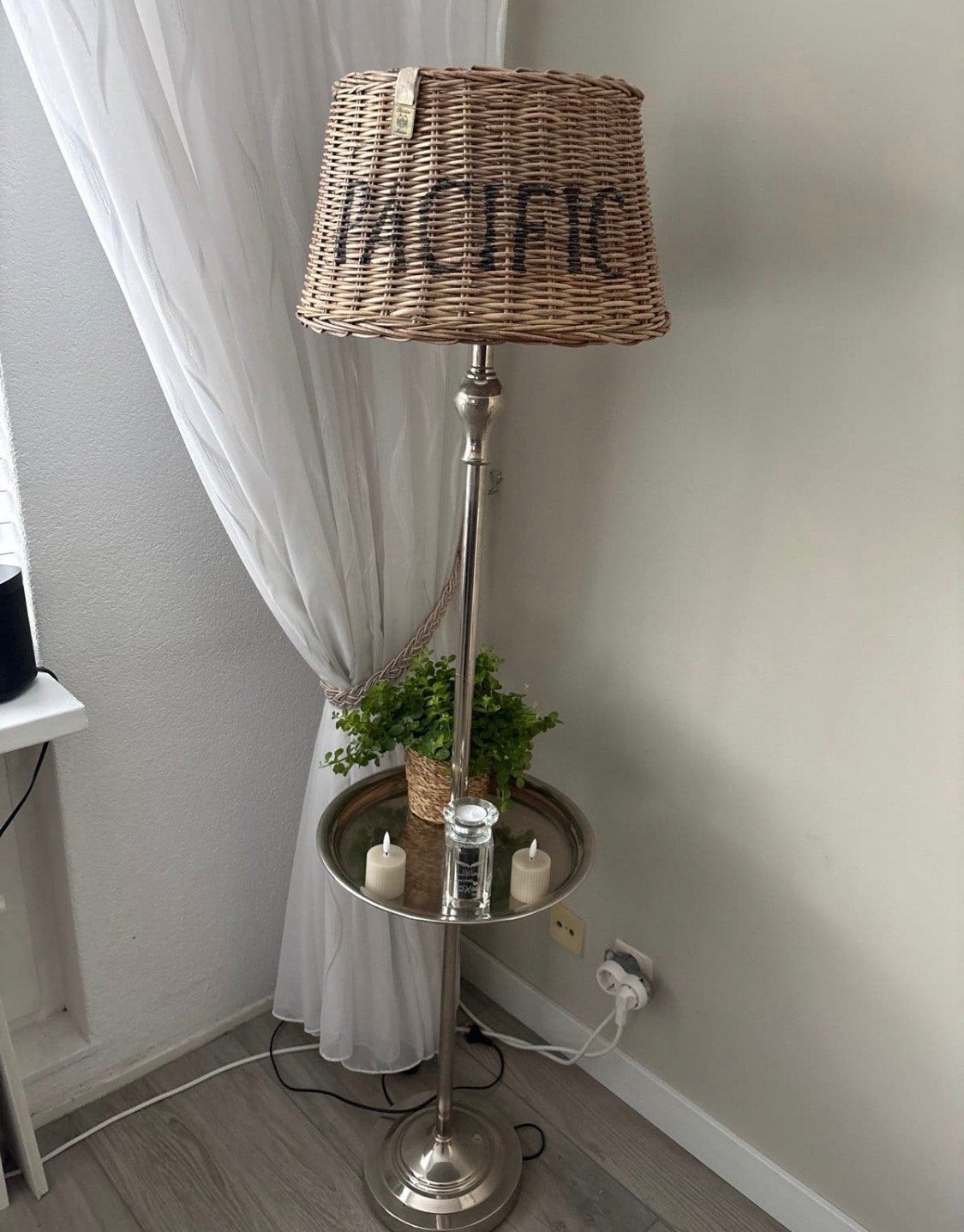Stijlvolle staande dienblad lamp  kap van Rivièra maison, Ophalen, Gebruikt, E27 (groot), Metaal