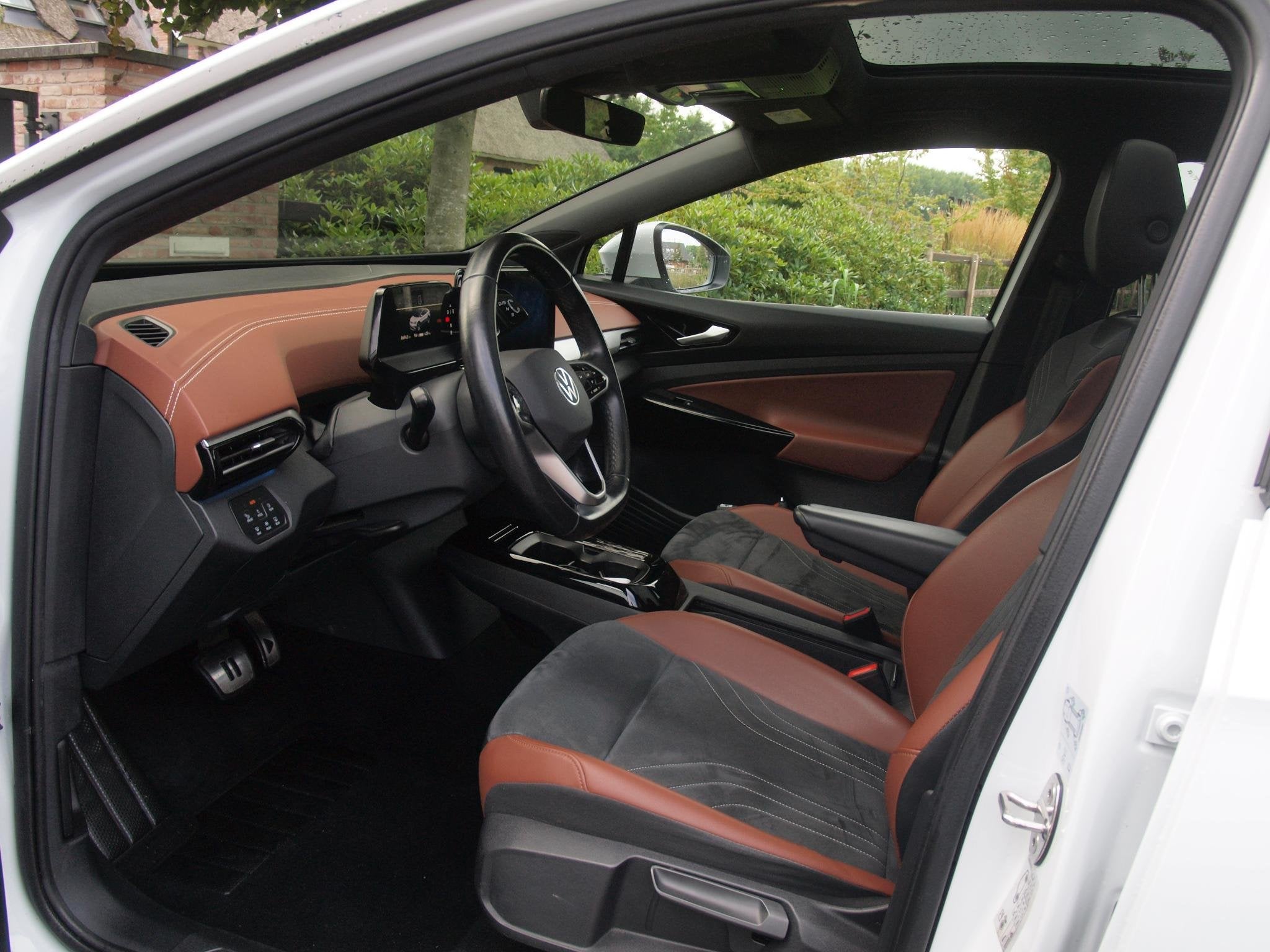 Volkswagen ID.4 Family 77 kWh | Panoramadak | Camera | Sfeer, Automaat, 513 km, Achterwielaandrijving, Gebruikt