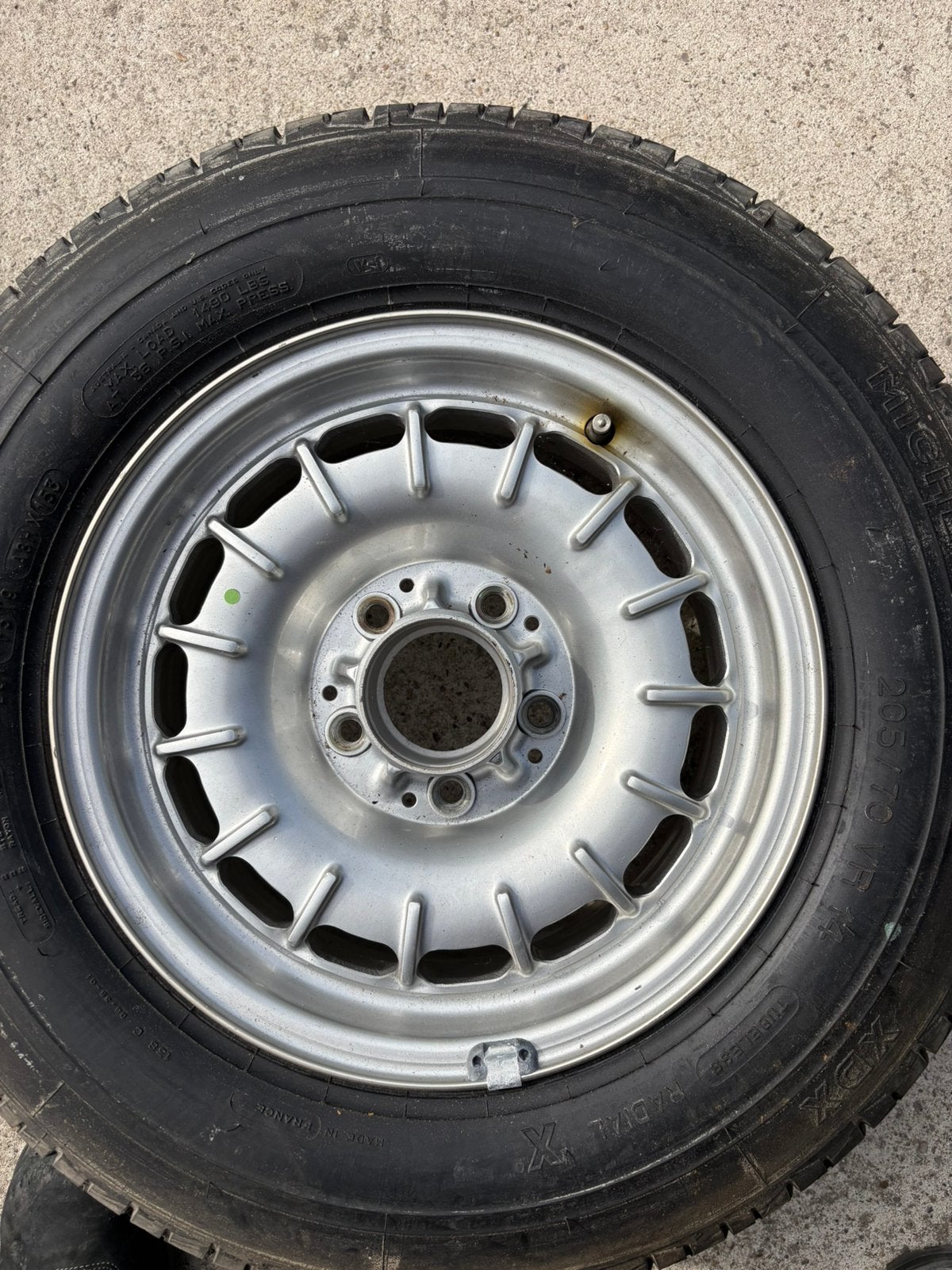 Nieuwe originele kroonkurk velg w126 ET 30 - 6,5 J, Ophalen of Verzenden, Nieuw, Zomerbanden, Banden en Velgen