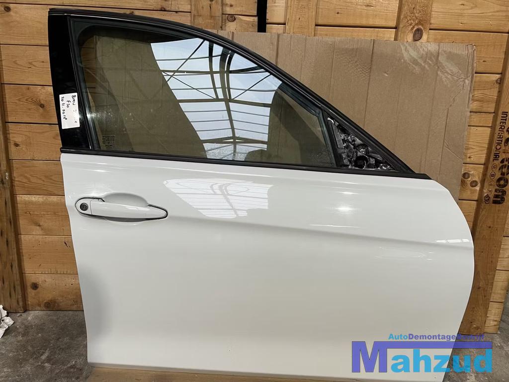 BMW 3 SERIE F30 Wit rechts achter deur portier 2011-2018, Petuelring 130
80788  Munich, DE, Gebruikt, Deur, Info@bmw.de