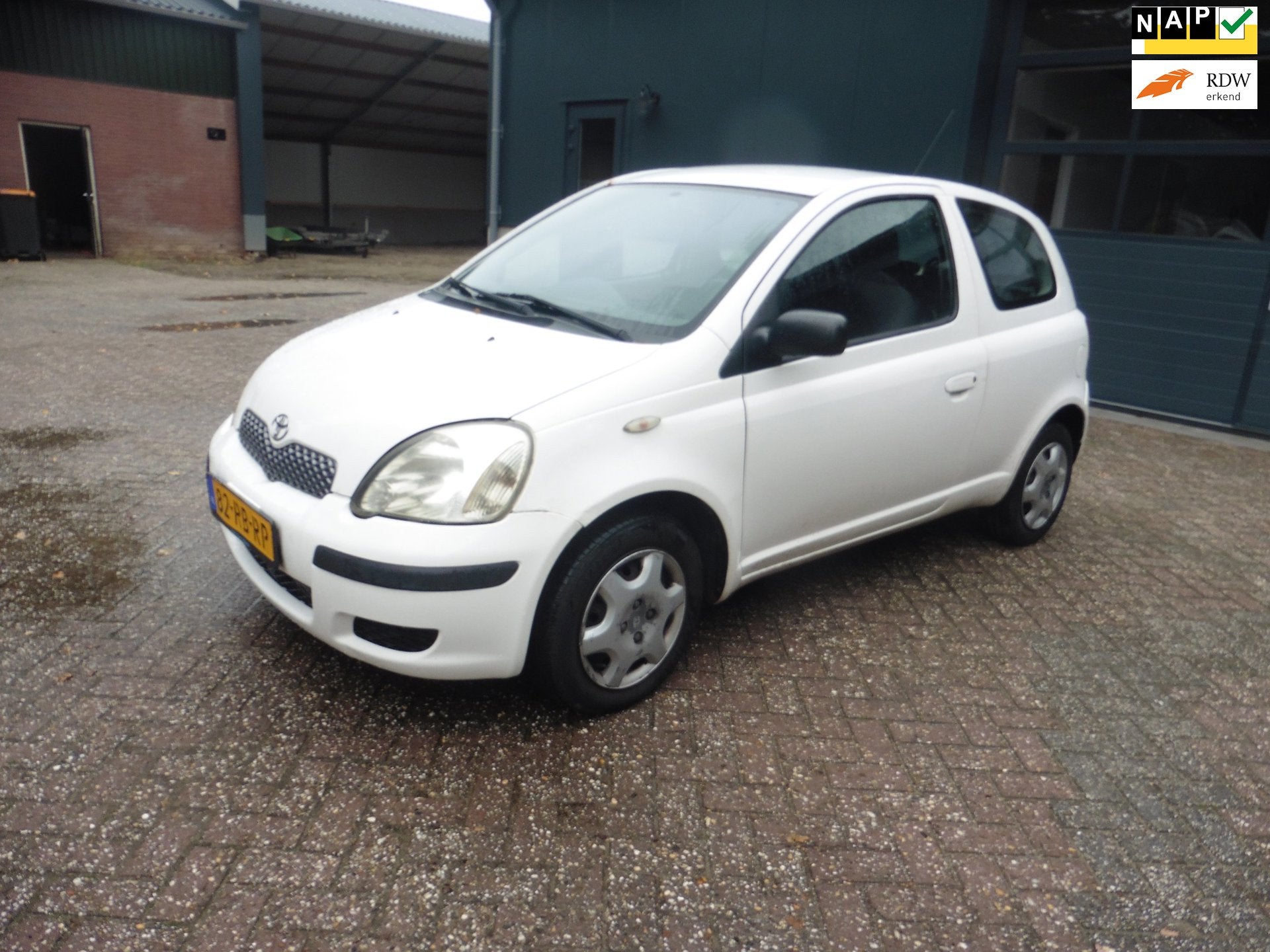 Toyota Yaris 1.0 VVT-i Terra, Radio, Stof, Gebruikt, 31 €/maand