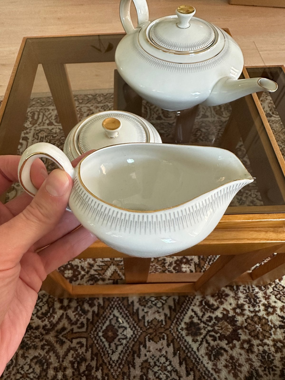 Retro theeset: theepot, melkkannetje en suikerpotje, Antiek en Kunst, Ophalen of Verzenden