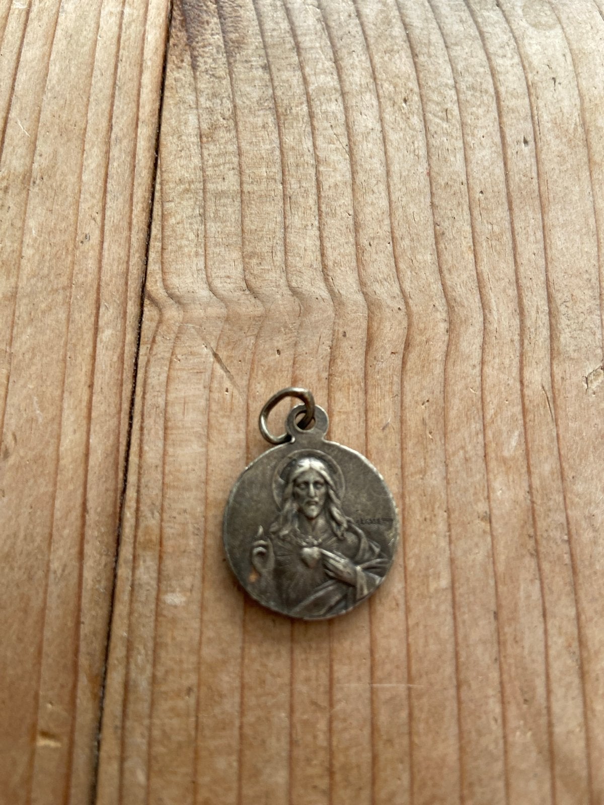 Vintage religieuze hanger - Jezus en Maria met kind, Antiek en Kunst, Antiek | Religie, Ophalen