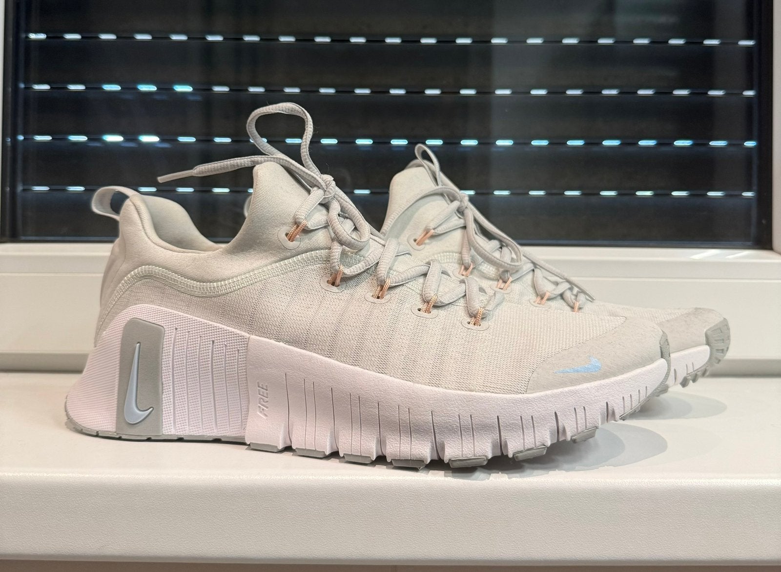 Nike Free Metcon  44, Kleding | Heren, Wit, Nieuw, Ophalen of Verzenden, Sneakers of Gympen