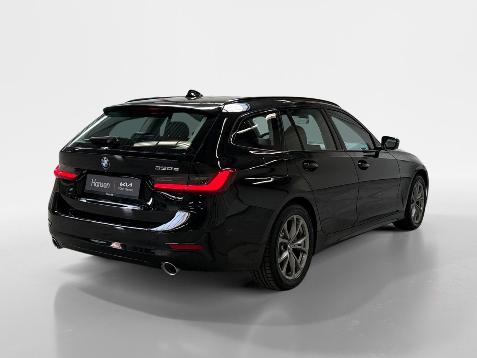 BMW 3 Serie 330e Sport Line I Carplay I Half-Leder I Stoel/S, Auto's, 1998 cc, 77 km/l, Gebruikt, 4 cilinders
