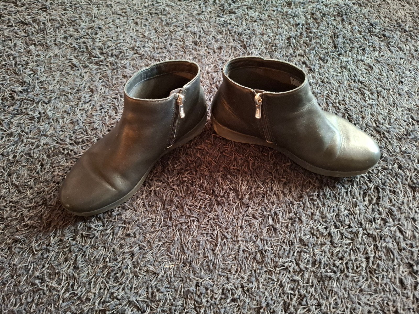 Fitflop, maat 38, Ophalen, Zo goed als nieuw, Lage of Enkellaarzen
