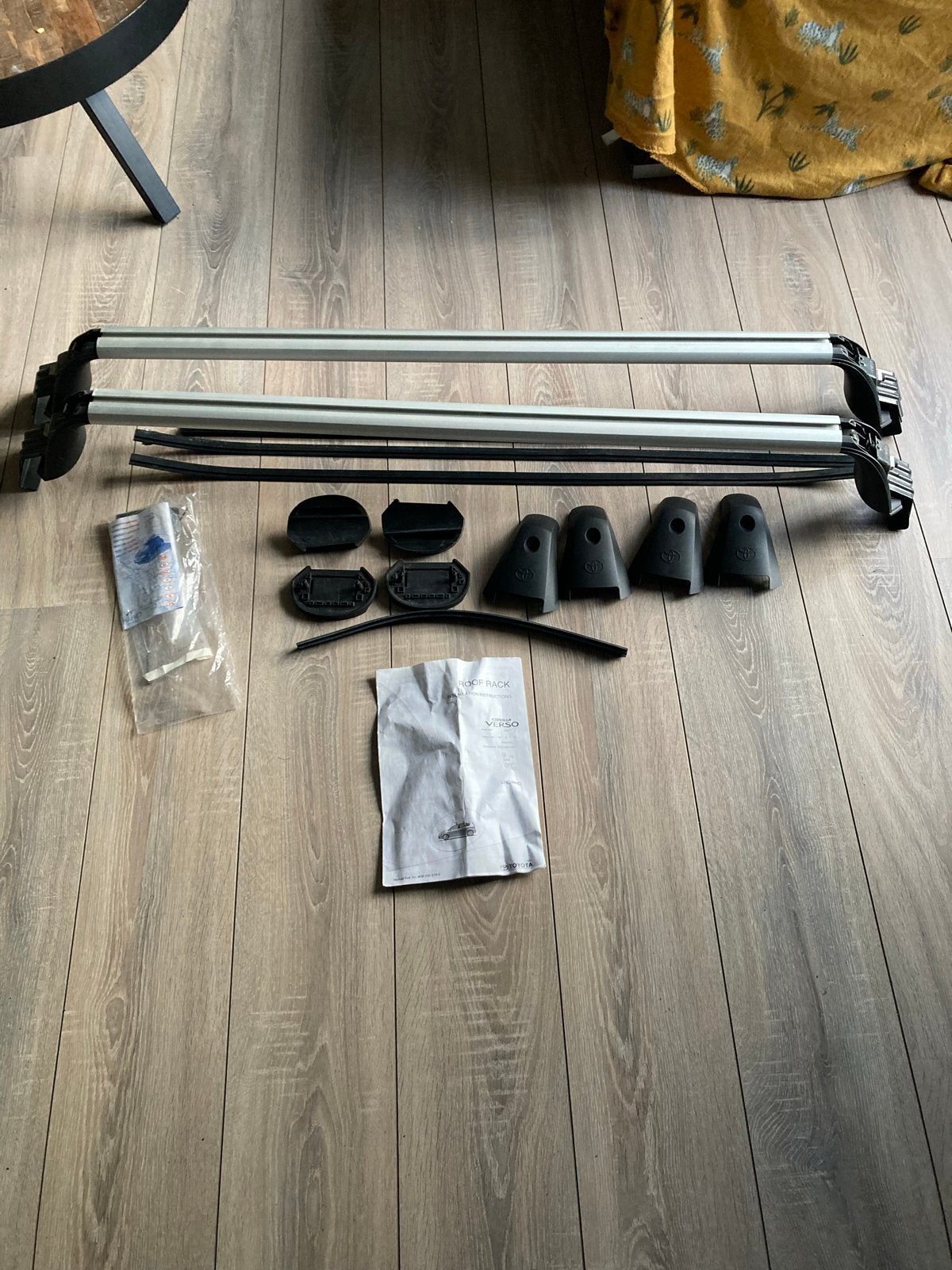 Toyota Corolla Verso dakdragers (2004 model), Ophalen, Gebruikt