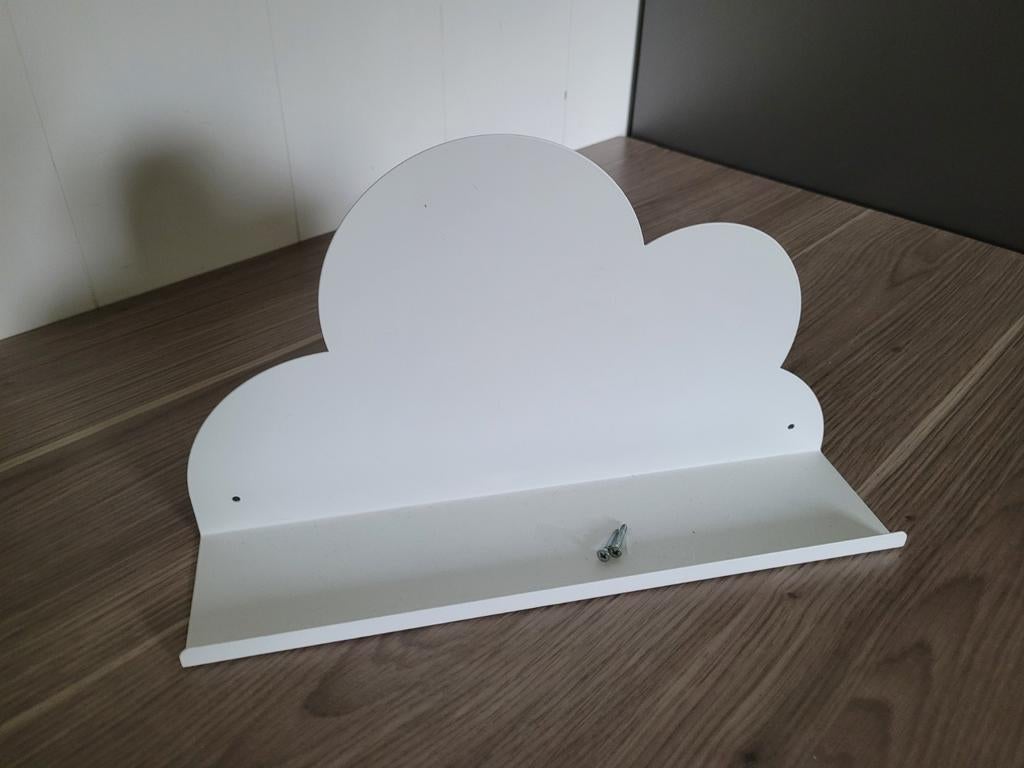 Leuk wit wandrekje in wolk vorm - 35x19x8 cm, Ophalen, Zo goed als nieuw
