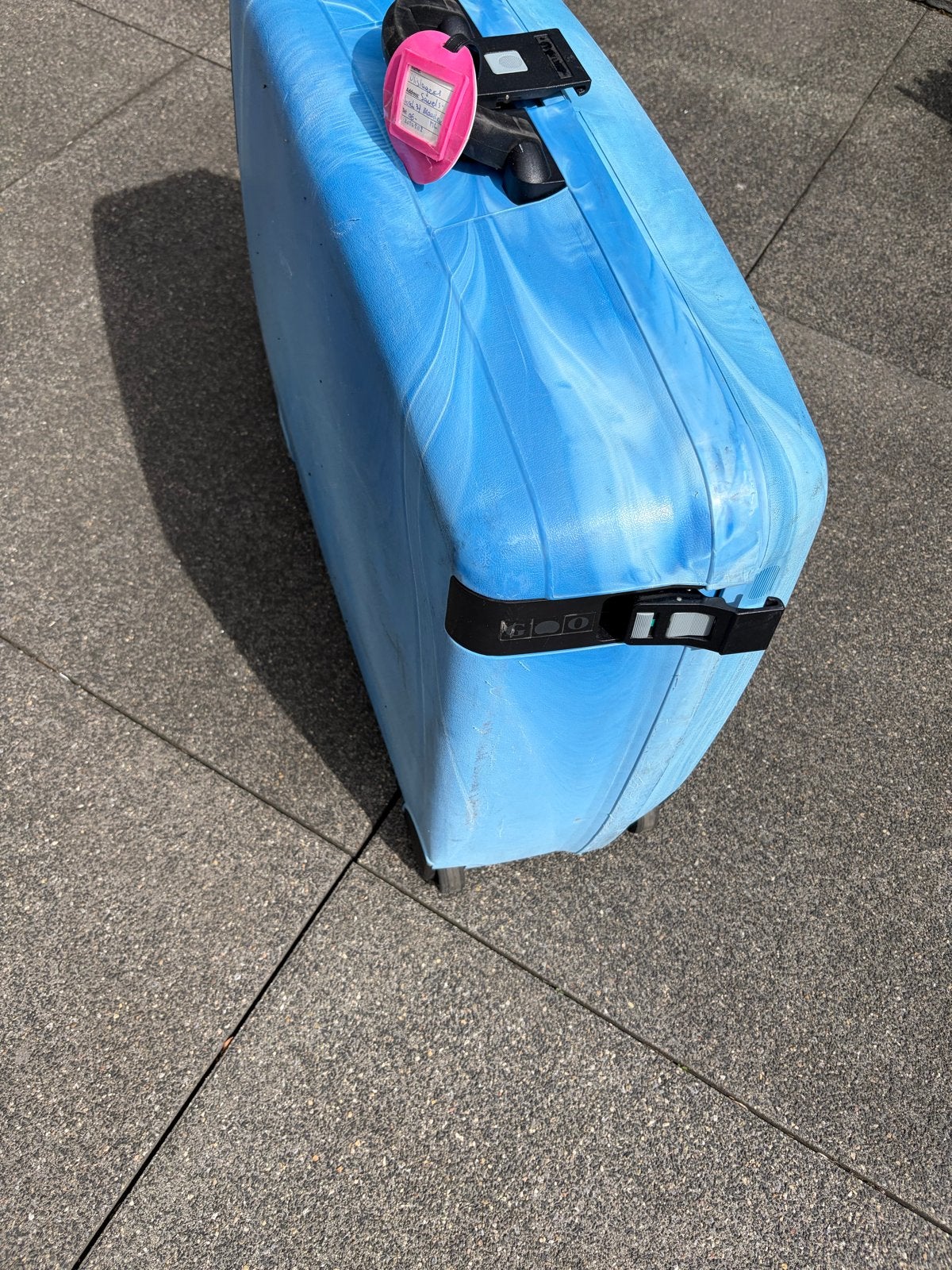 2 stuks Delsey blauwe koffer met slot en wieltjes, 60 tot 70 cm, Gebruikt, Hard kunststof, Slot
