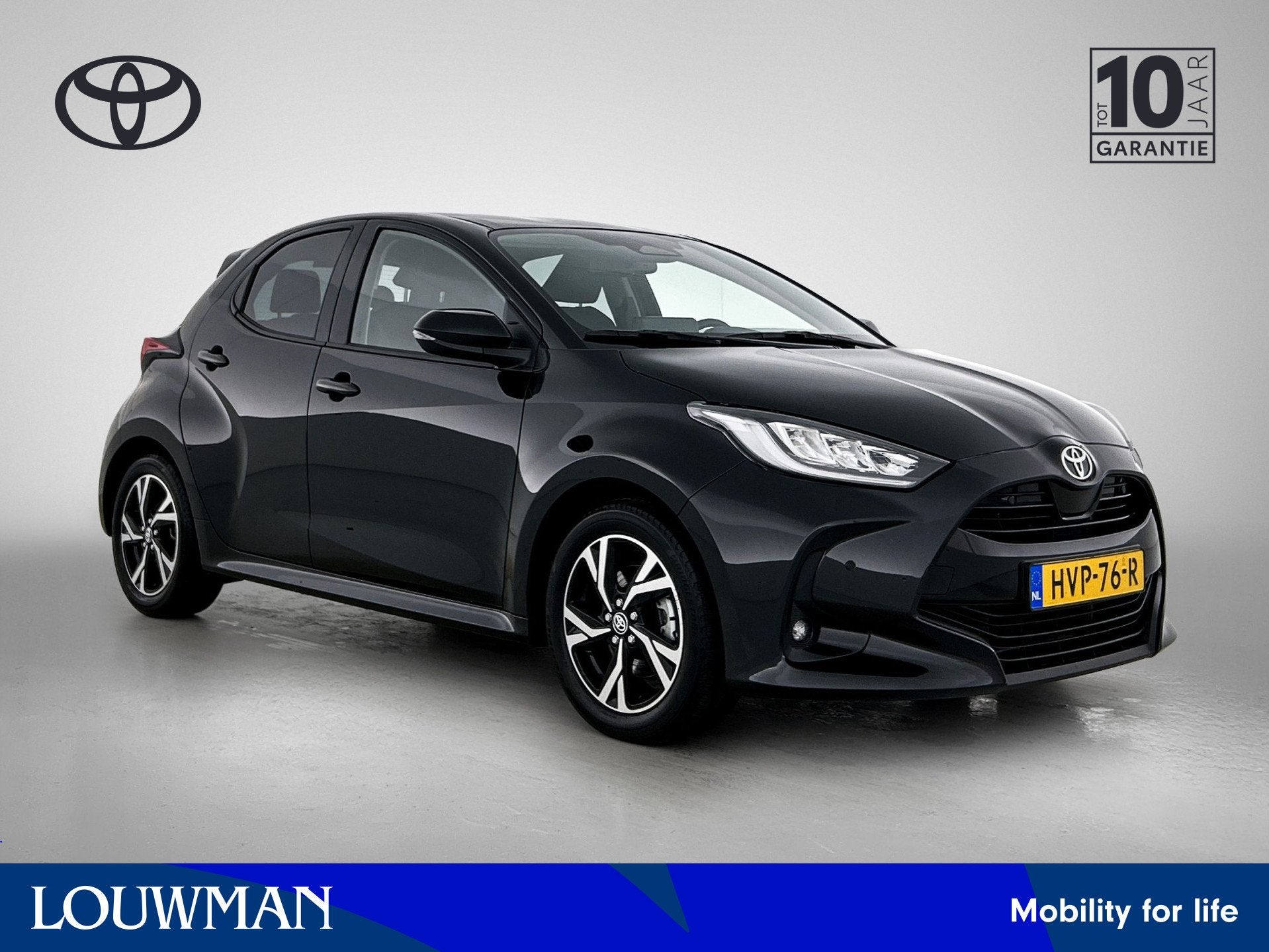 Toyota Yaris 1.5 Hybrid 115 Dynamic Comfort Pack | BTW voert, 12 maanden, Gebruikt, Zwart, Hybride Elektrisch/Benzine
