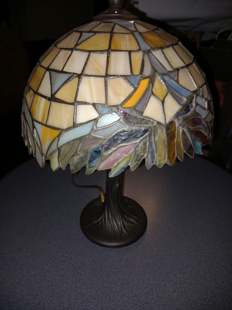 Tiffany-stijl Tafellamp met Gekleurd Glas, Ophalen of Verzenden