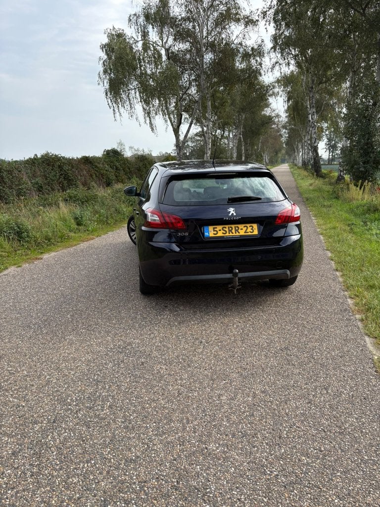 Foto 3 van Peugeot 308 1.2VTI / 60kW / 82pk  /5-D / 2013 Blauw