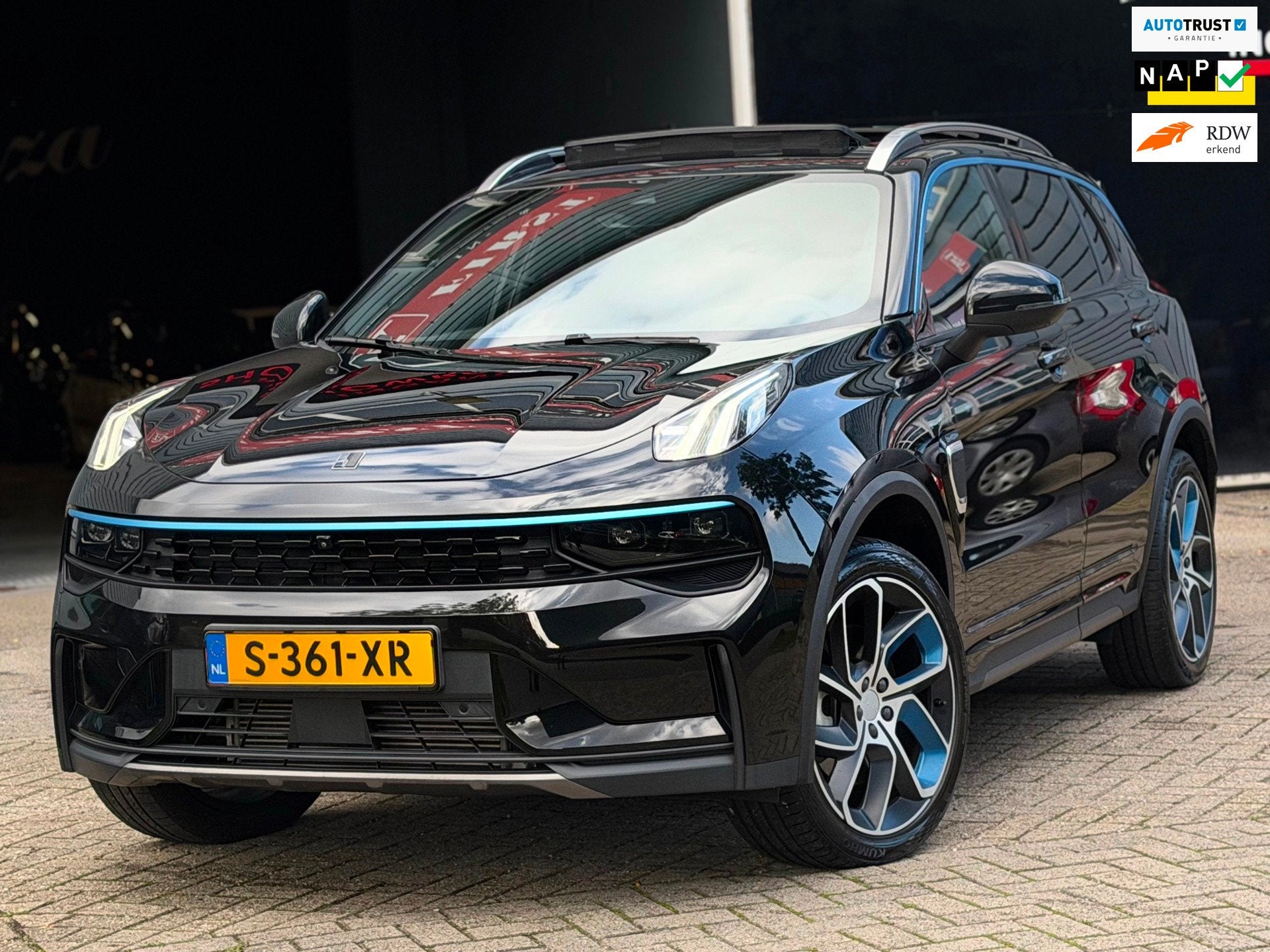 Lynk & Co 01 1.5 PHEV|262PK|360°CAM|PANO|SOH.98%, Dealer onderhouden, Stof, Met garantie (alle), Bedrijf