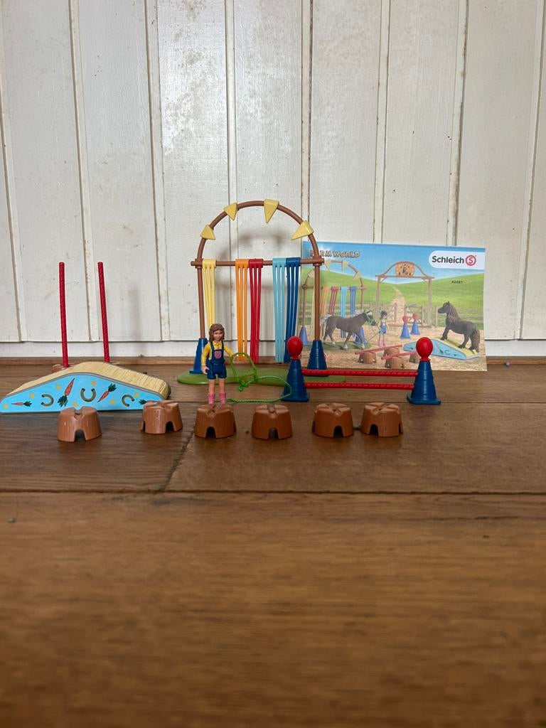 Schleich Pony agility training 42481, Ophalen of Verzenden, Zo goed als nieuw