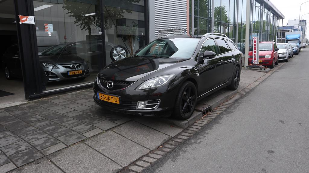 Mazda 6 Sportbreak 1.8 TS NAVIGATIE / AIRCO / CRUISE CONTROL, Voorwielaandrijving, Gebruikt, 4 cilinders, Electronic Stability Program (ESP)