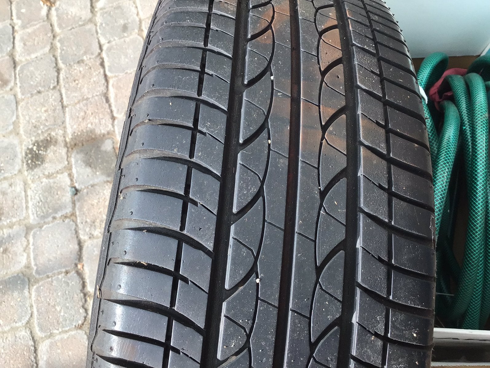 4 auto banden met velgen Toyota Yaris, Ophalen of Verzenden, Gebruikt