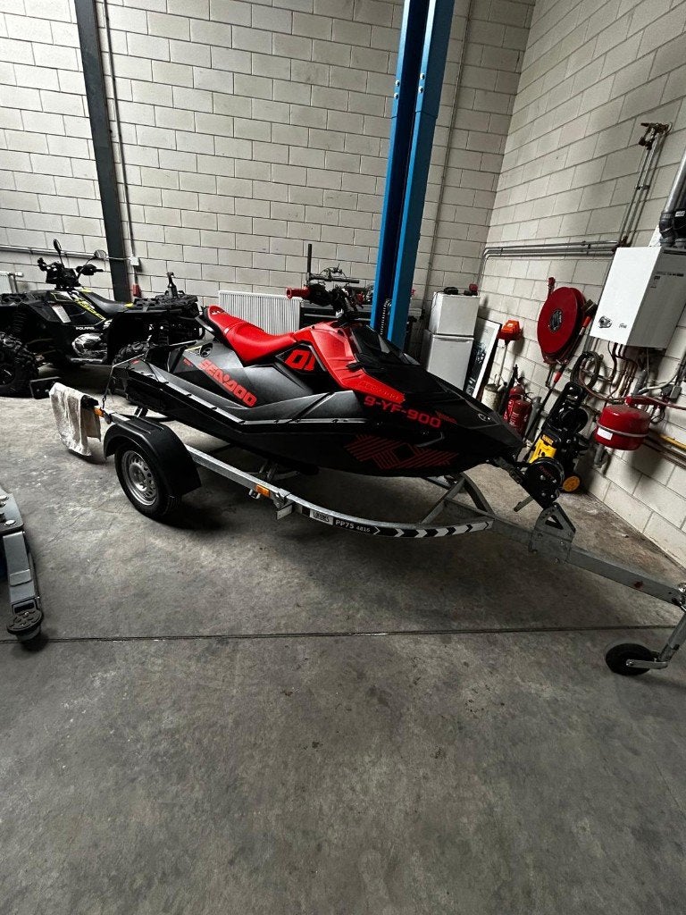Seadoo Spark Trixx 2022 50 UUR, Watersport en Boten, Jetski's en Waterscooters, Zo goed als nieuw, 70 tot 120 pk, Benzine, Ophalen