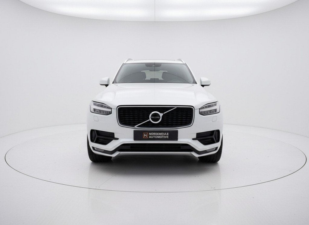 Volvo XC90 2.0 T5 AWD R-DESIGN 7P. PANO, BW, TREKHAAK, Auto's, Verwarmde buitenspiegels, Gebruikt, Euro 6, 4 cilinders