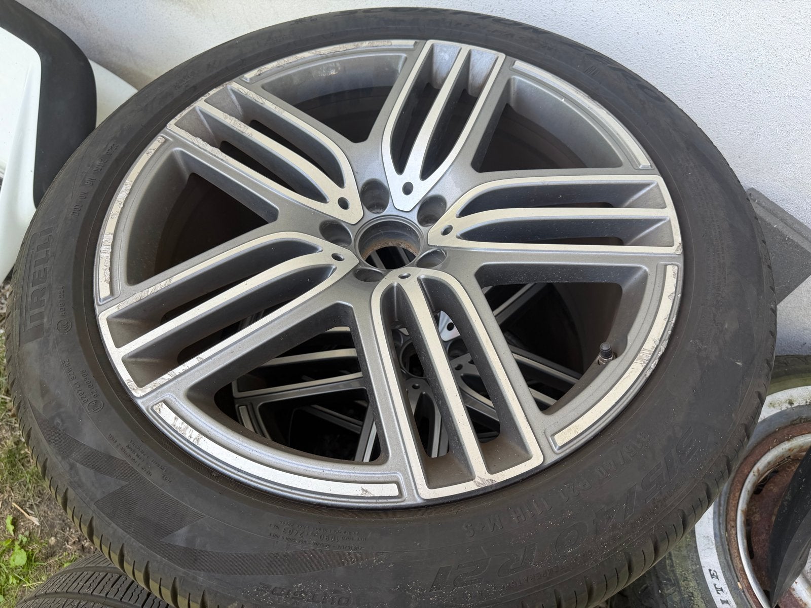 Mercedes GLS X167 AMG Velgen met Pirelli Banden, Auto-onderdelen, Ophalen, Gebruikt, 275 mm, Banden en Velgen