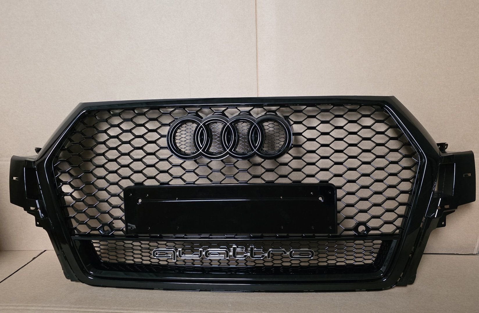 Grill Audi Q7 4M S-LINE RSQ7 LOOK GRILLE 4M0 bj.2015-2019, Auto-onderdelen, Overige Auto-onderdelen, Nieuw, Herkomst onderdeel bekend