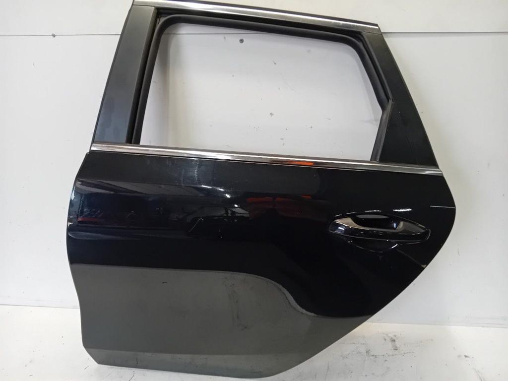 Portier links achter Kia Cee'd, Onderdelen@venauto.nl, Van der Ven Autorecycling B.V., Ettenseweg 76, 4706 PB Roosendaal, The Netherlands