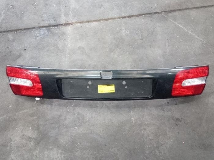 Achterlicht balk links + rechts van een Volvo V40, Gebruikt, -, -, Ophalen of Verzenden