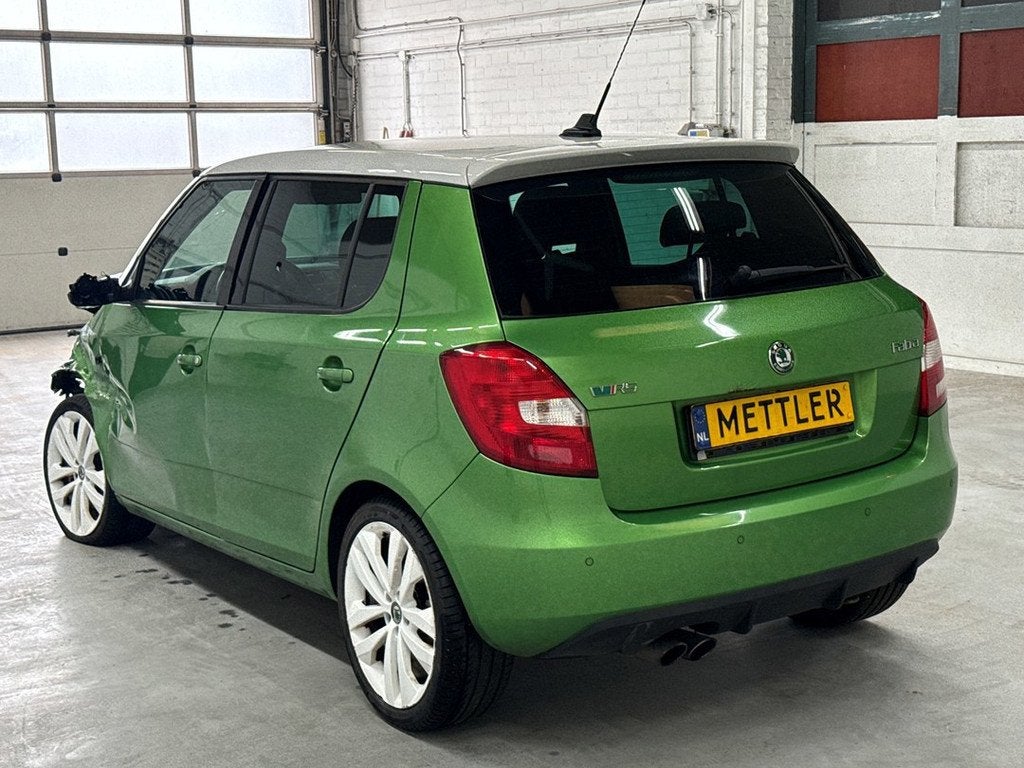 Skoda Fabia 1.4 TSI RS | Cruise | Airco | Stoelverwarming, Euro 5, Gebruikt, 4 cilinders, Bedrijf