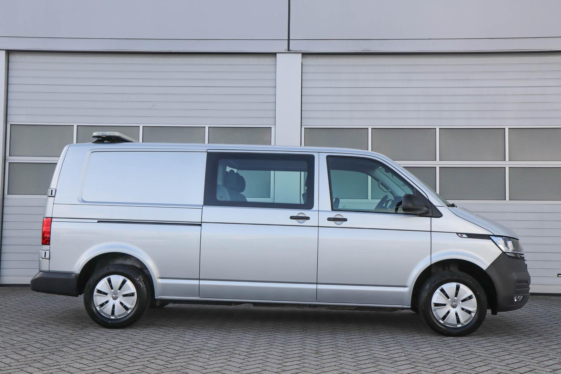 Volkswagen Transporter 2.0 TDI 110pk L2H1 28 DC Comfortline, Voorwielaandrijving, 12 maanden, Stof, Gebruikt