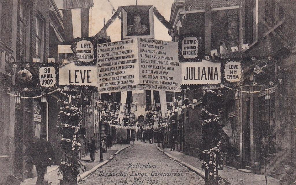 726W Rotterdam Lange Torenstraat versiering geboorte Juliana, Ophalen of Verzenden, Voor 1920, Zuid-Holland